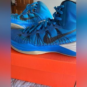 Nike Hyperdunk Basketball Shoes